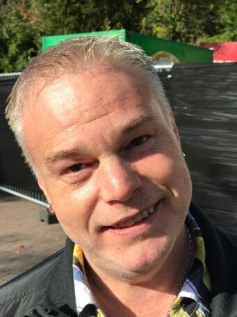 Hochzeits DJ RES Hochzeits DJ RES - Roger Staub